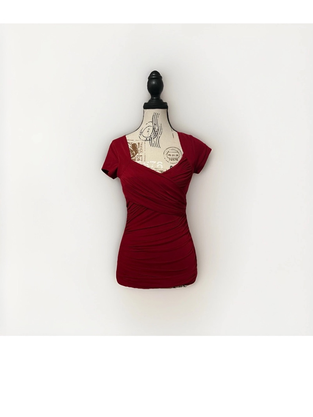 PattyBoutik Red Ruched Bodycon Top V Neck Stretch Blouse Women’s Small - Picture 5 of 5
